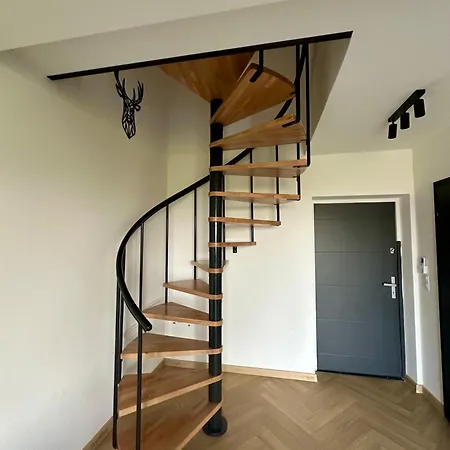 Apartament Loft - Murowany 4 *